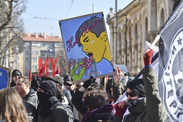 antifa-protest-lesbians-gay-sofia