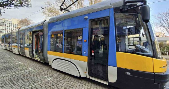 niskopodov-tramvai